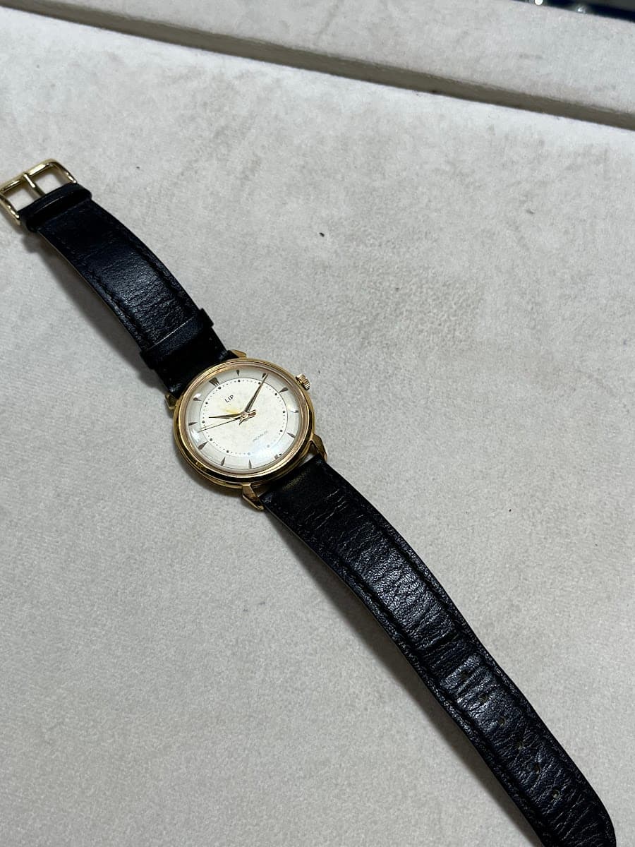 Montre LIP vintage en or
