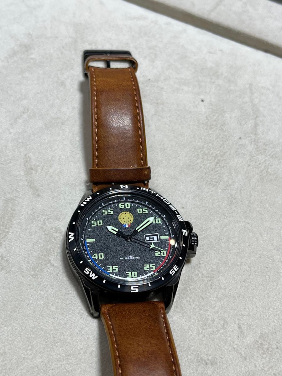 Athos-2 montre avec bracelet en cuir