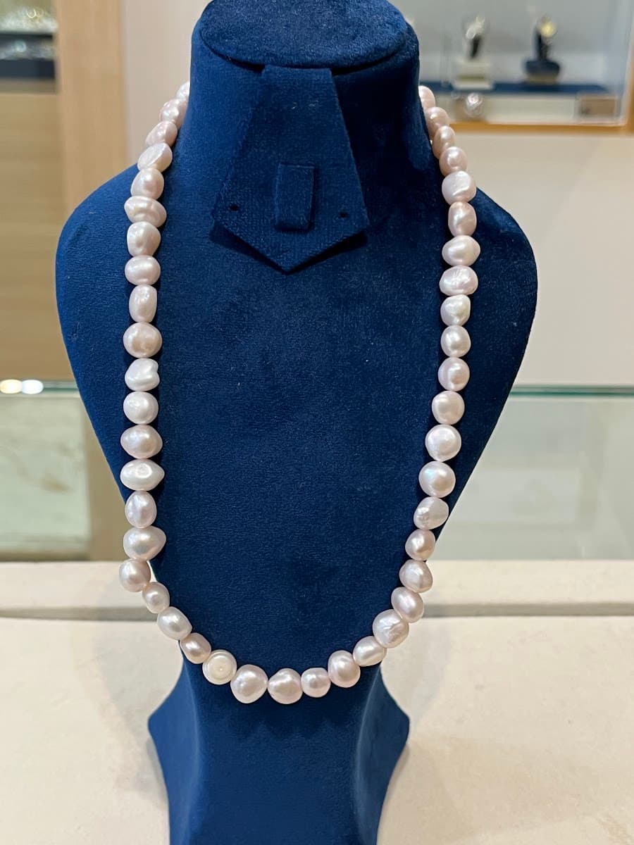 Collier de perles baroques rose pâle