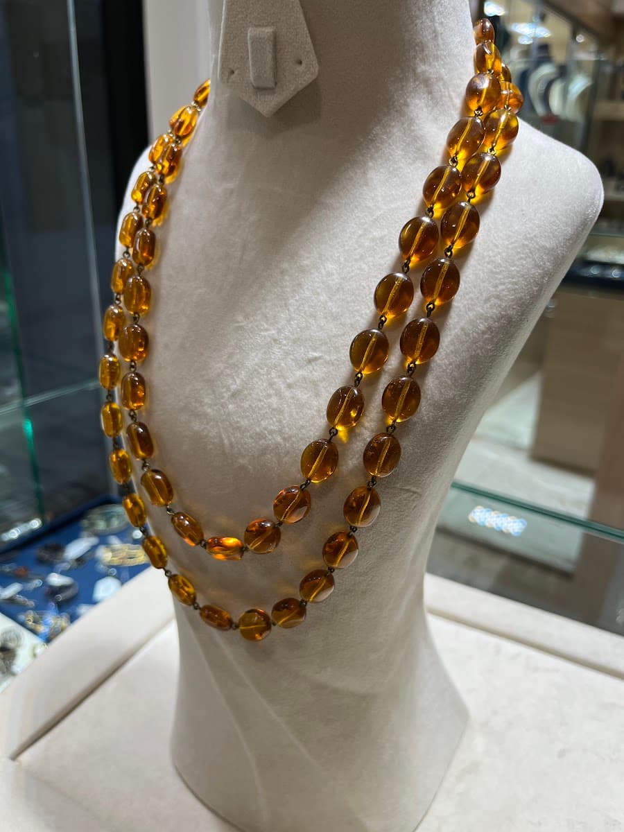 Collier en ambre à deux rangs