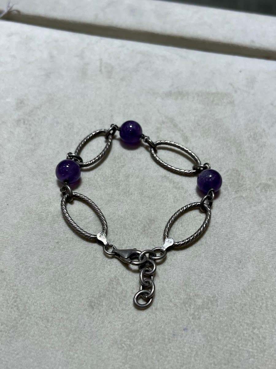 Bracelet en argent avec améthystes