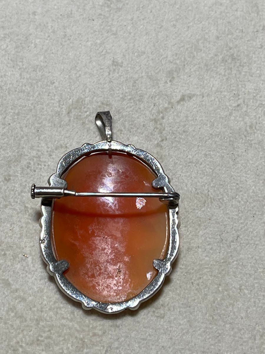 Pendentif camée cornaline ronde en argent