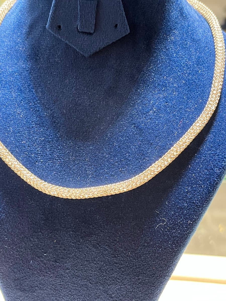 Collier maille grain de riz en or jaune