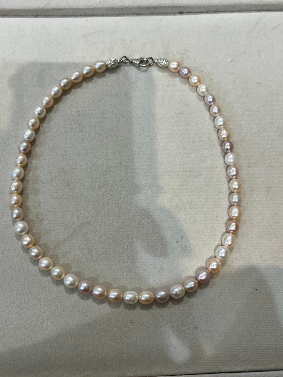 Collier de perles d'eau douce multicolores