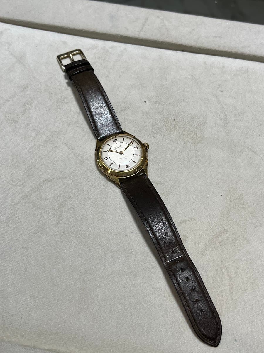 Montre de collection Dunhill