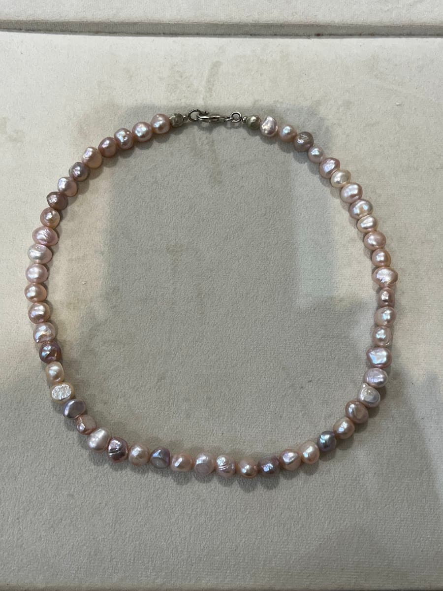 Collier de perles d'eau douce roses